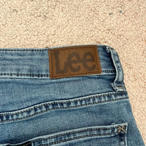 Vintage Lee Denim Shorts - Picture 4 of 5